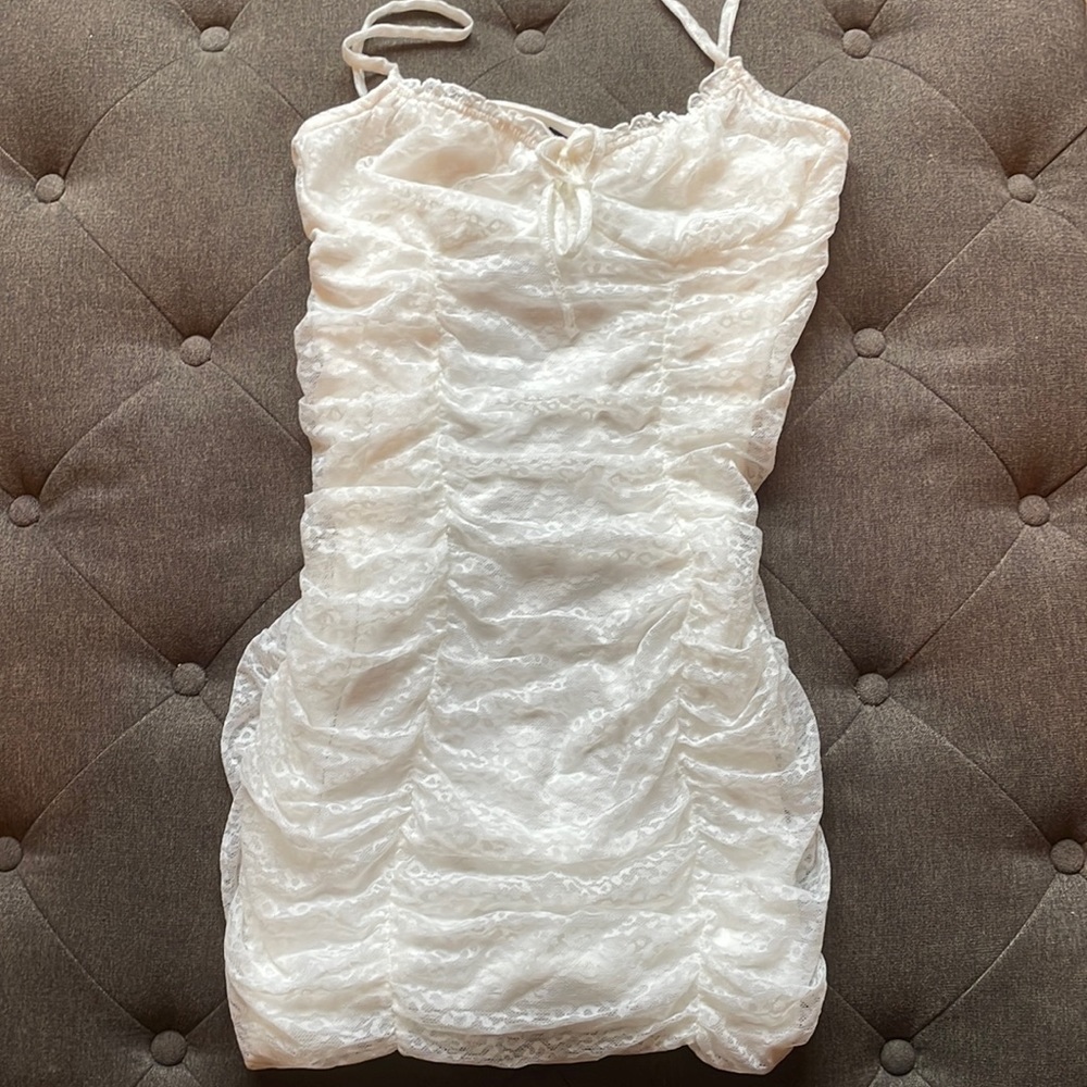 H&M medium mini cheetah print laced